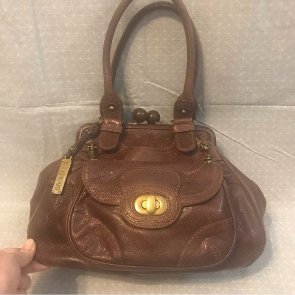 Lockheart Brown Leather Kisslock Convertible Satchel - Picture 3 of 13